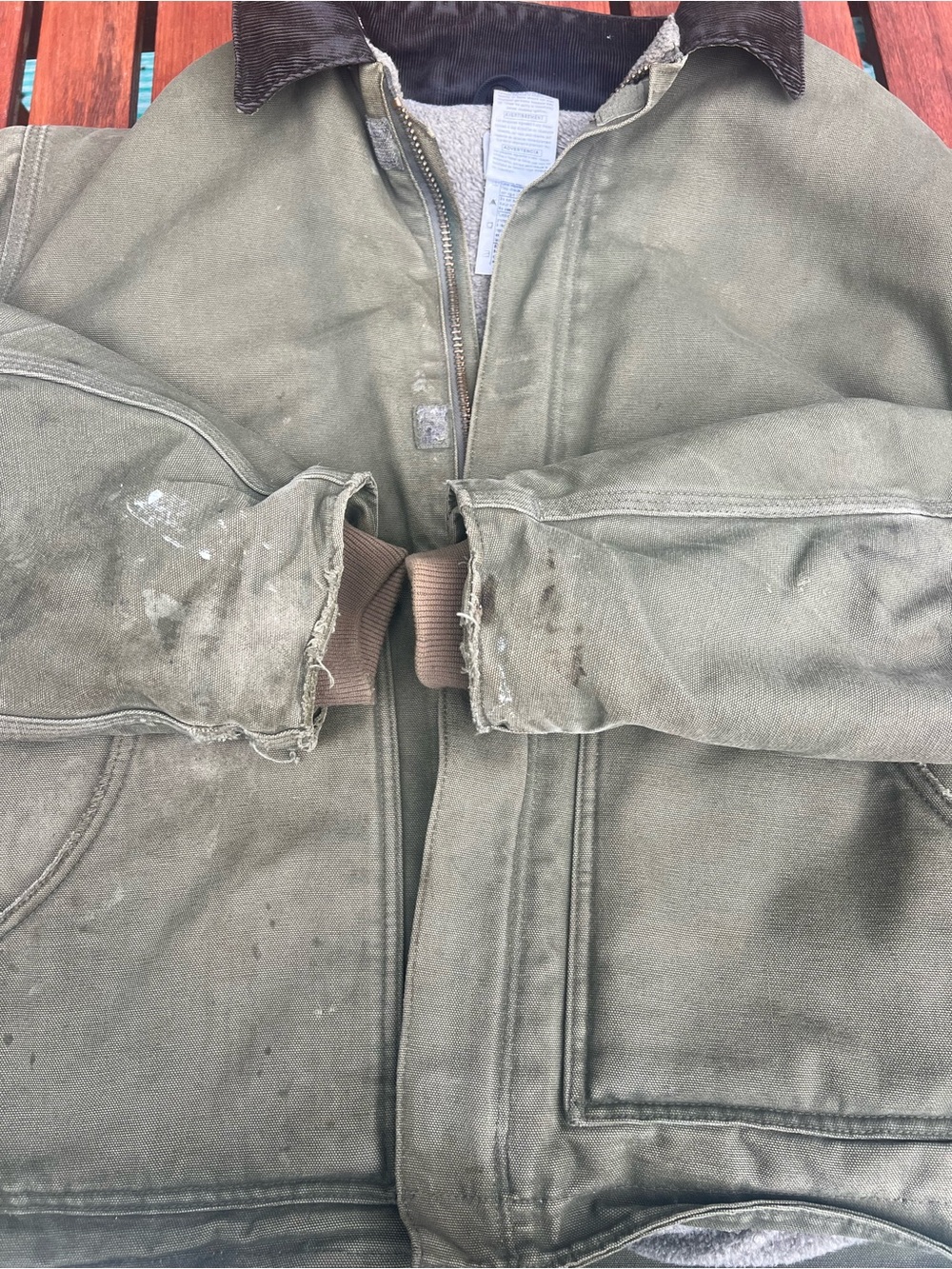 Vtg Carhartt Olive made in US men’s XL thrashed